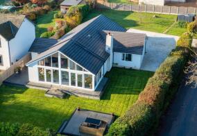 Croes Faen Bungalow, Pentwyn Lane, Monmouth NP25 4SF