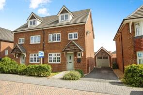 5, Honeysuckle Drive, Whinmoor, Leeds LS14 1FR
