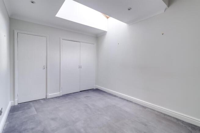 Bedroom 2.jpg
