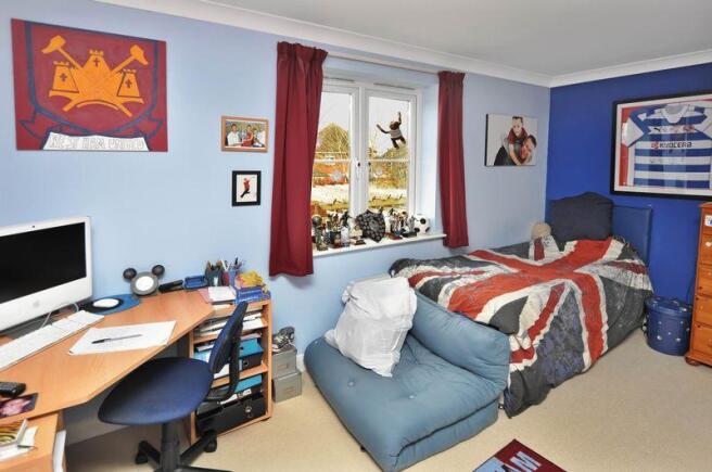 Photo 8