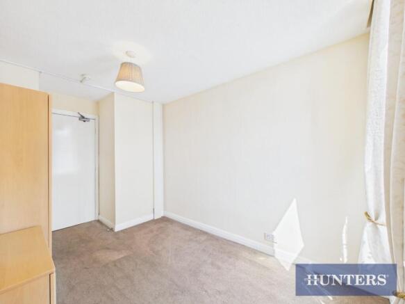 2 bed Apartment for sale Image 7