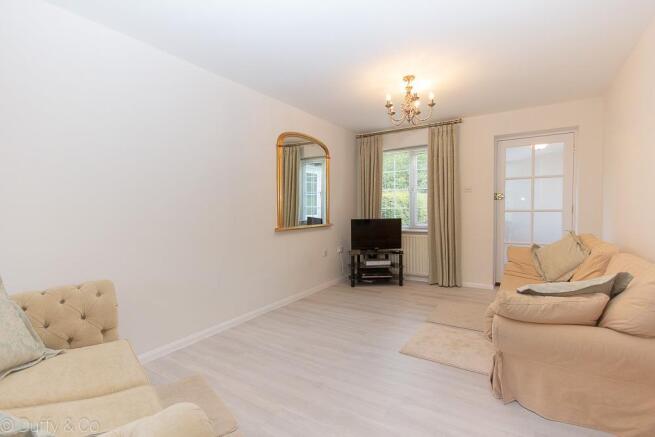 6 Climping Close.jpg