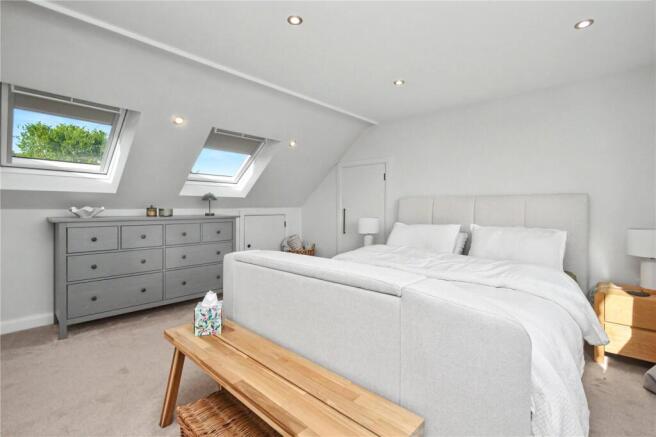 3 bed Semi-Detached for sale Image 5