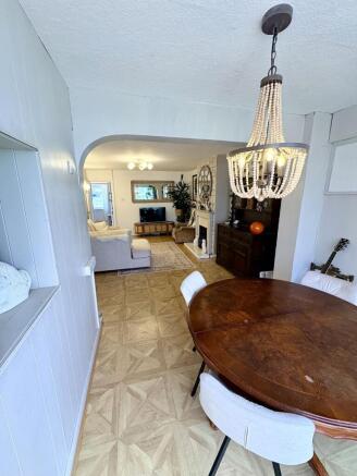 Lounge/dining room