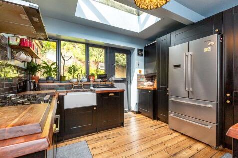 Stafford Road, Caterham, Surrey, CR3