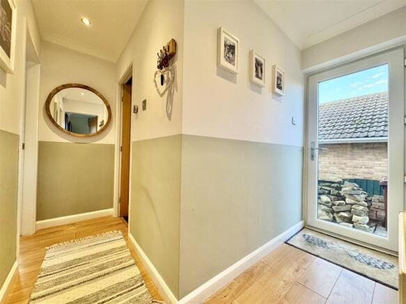3 bed Detached for sale Image 6