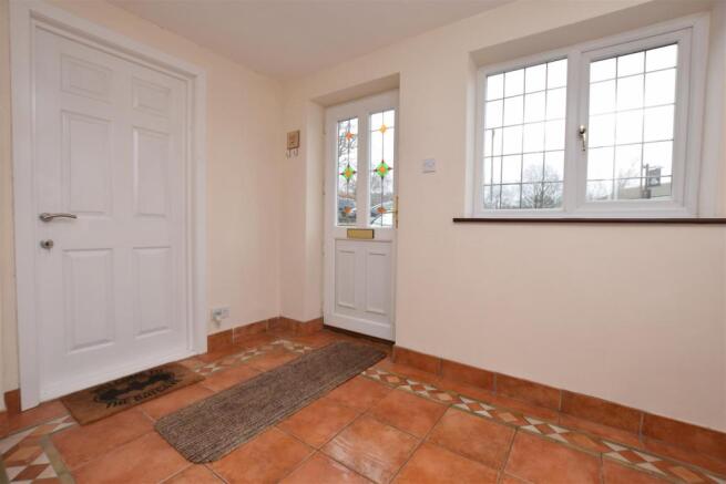 ENTRANCE PORCH