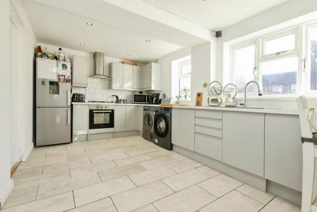 Warrington Drive, BIRMINGHAM, West Midlands, B23 photo 4