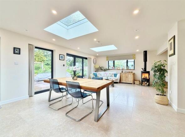 Woodlinken Close, Verwood, Dorset, BH31 photo 4
