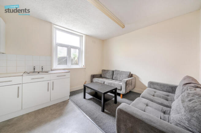 611a8141-b0f9-4aa...