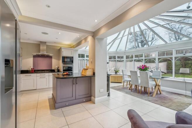 Kitchen/Conservatory