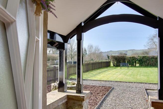 2 bed House for sale Image 8