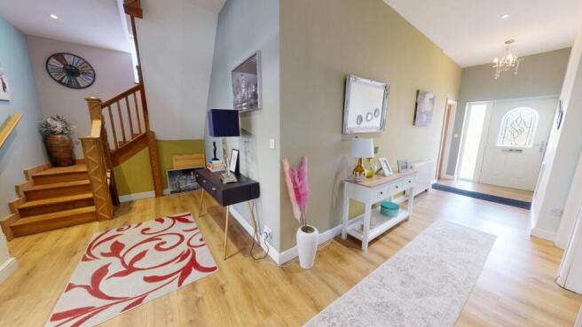 4 bed Detached for sale Image 12