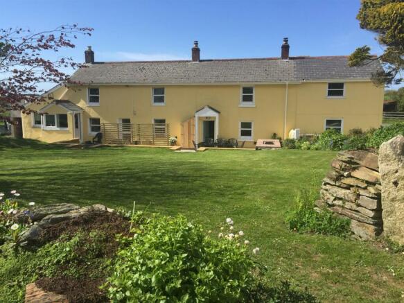 FARMHOUSE & COTTAGE.jpg