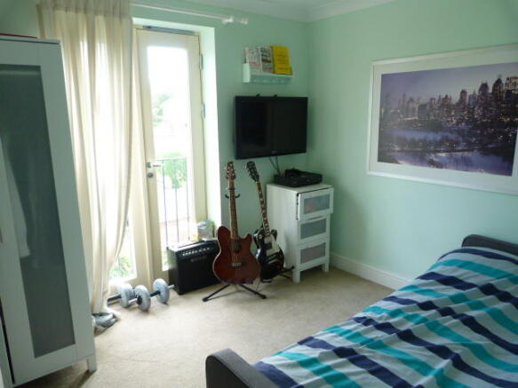 Photo 12