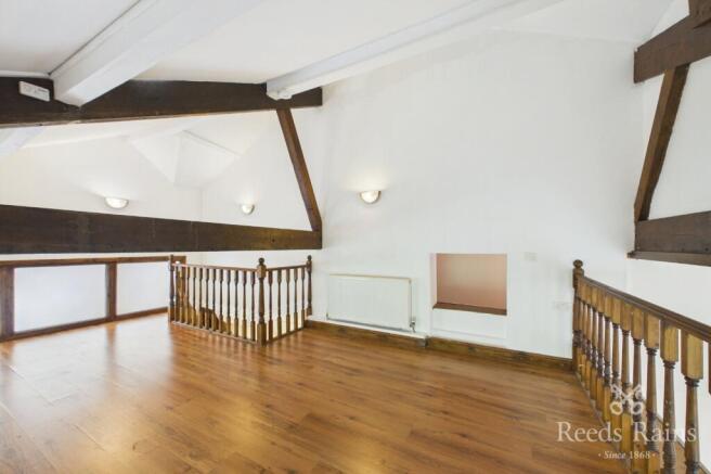 1 bed Penthouse for sale Image 7