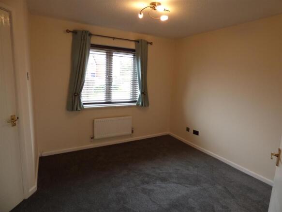 7 Garvey bedroom 1.JPG