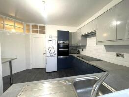 7, Melville Hall, Holly Road, Edgbaston, Birmingham B16 9NJ