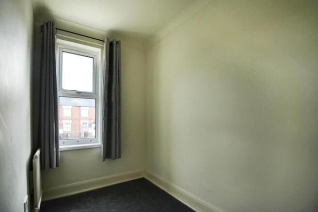 2 bed Terraced to rent Image 8