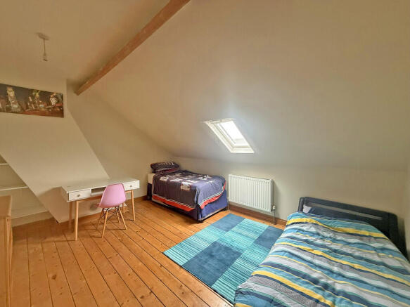 3 bed Terraced for sale Image 6