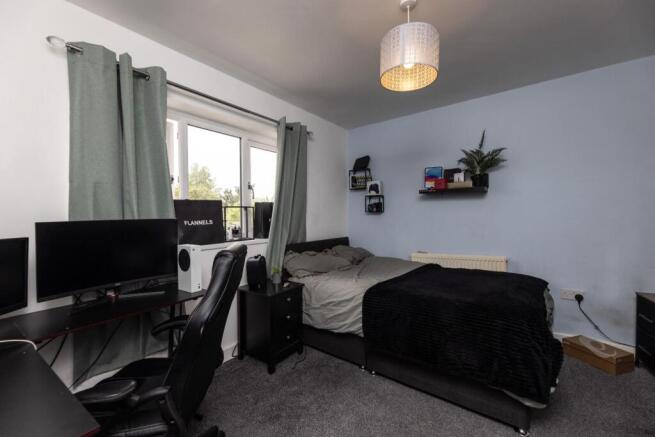 2 bed Semi-Detached for sale Image 8