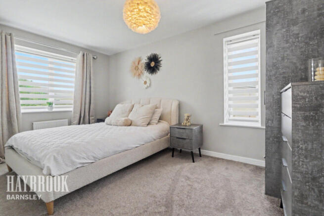 3 bed Detached for sale Image 12