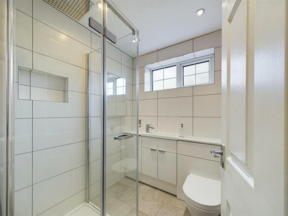 Shower Room.jpg