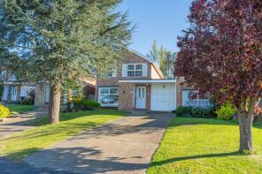17, Nursery Close, Haywards Heath RH16 1HP