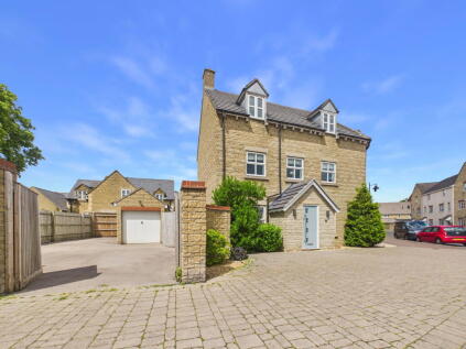 Zander Road, Calne, SN11 9QS