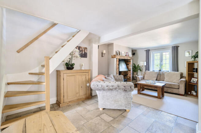 1311800-22-6853ee...