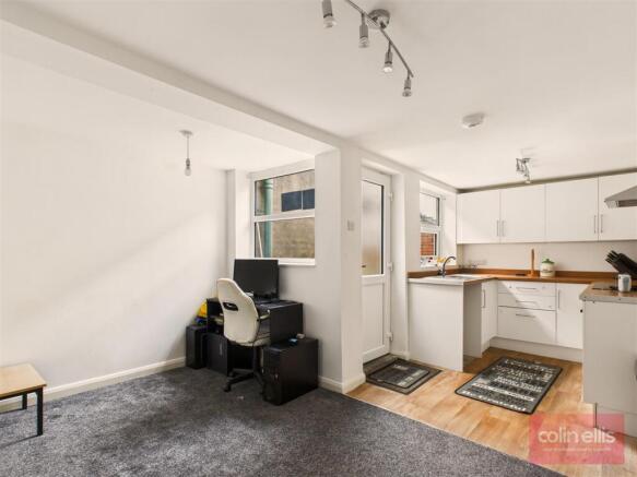 2 bed Terraced for sale Image 4