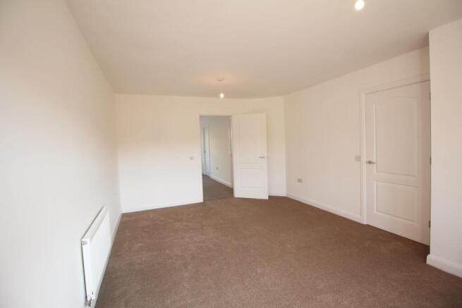 4 bed Terraced to rent Image 9