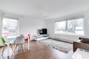 Flat 5, 136, Barrowgate Road, Chiswick, London W4 4QP