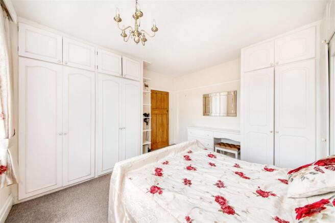2 bed Detached Bungalow for sale Image 12