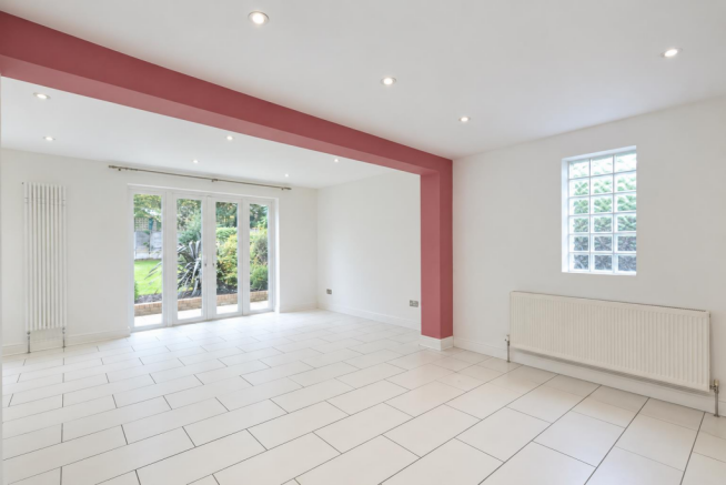 Davidson Frost-Wellings, DFW, Bellfield Avenue, Di