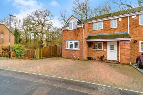 Goldcrest Gardens, Lordswood, Southampton, Hampshire, SO16