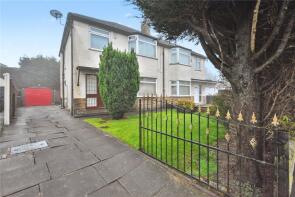 4, Ringwood Drive, Whinmoor, Leeds LS14 1AP