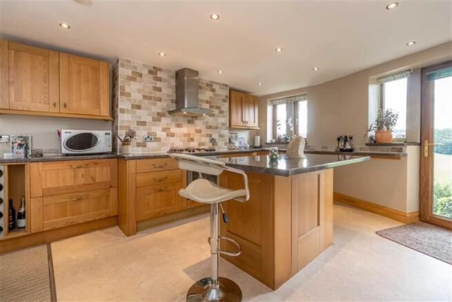 Dining kitchen