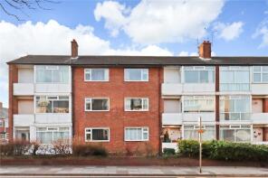 18, Marine Court East, Marine Avenue, Whitley Bay NE26 1QA