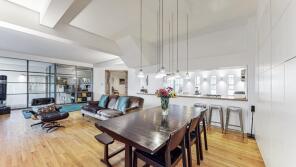 Flat 5, 198, St John Street, London EC1V 4JY