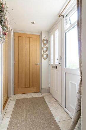 2 bed Semi-Detached Bungalow for sale Image 5