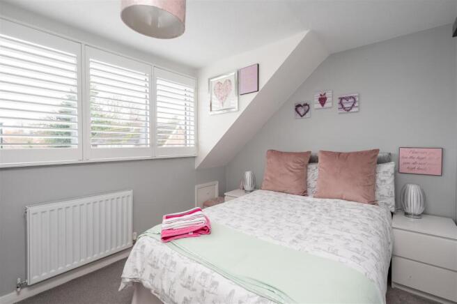 3 bed Detached Bungalow for sale Image 9