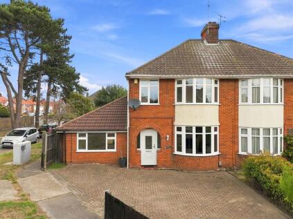 Felixstowe Road, Ipswich, IP3