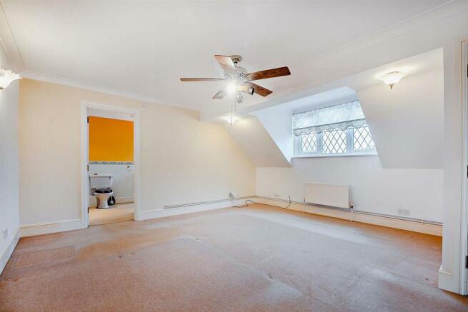 8578120-interior04-800.jpg