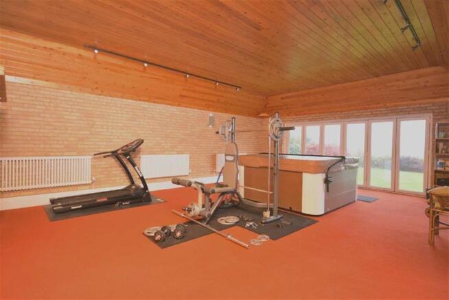 Photo 11