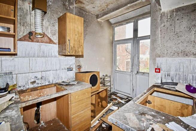 4 bed Terraced for sale Image 8
