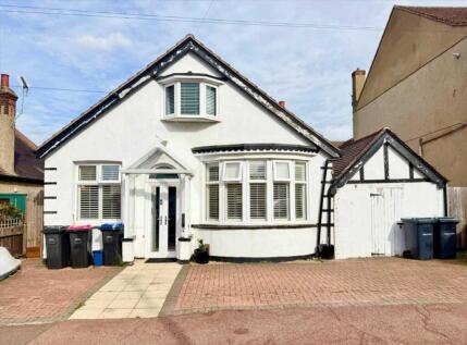 Lord Roberts Avenue, Leigh on Sea