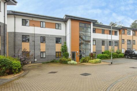 Rashleigh Road, Duporth, St. Austell, Cornwall, PL26