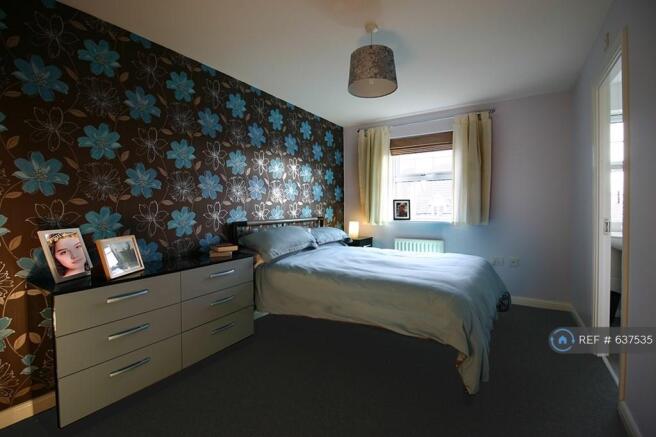 Double Bedroom With Ensuite - Taken