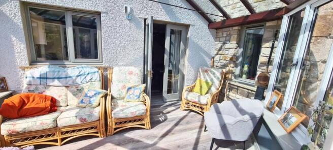 3 bed Link Detached House for sale Image 9
